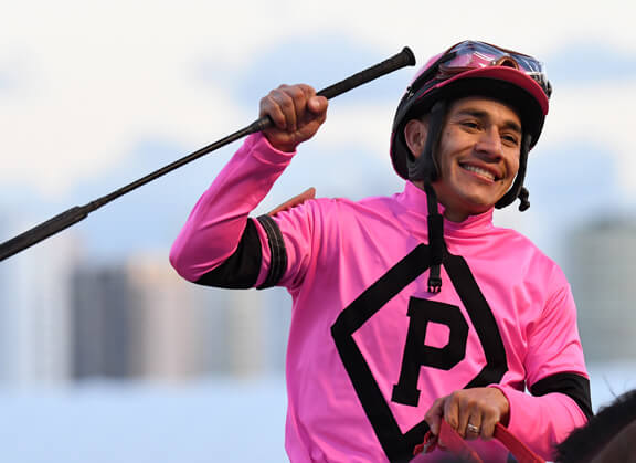 Jockey Paco Lopez approaching 3,000th career victory